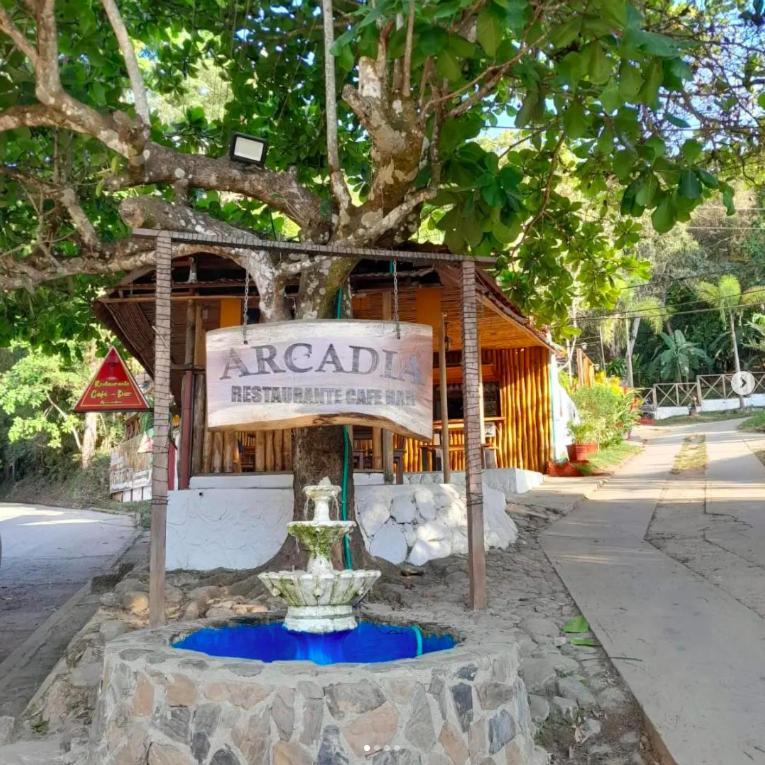 Casa Hotel Arcadia Minca Exterior photo